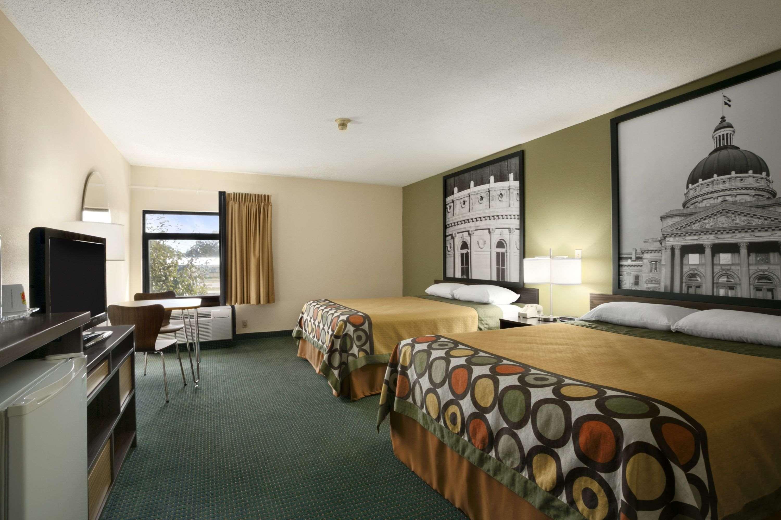 Super 8 By Wyndham Columbia City מראה חיצוני תמונה